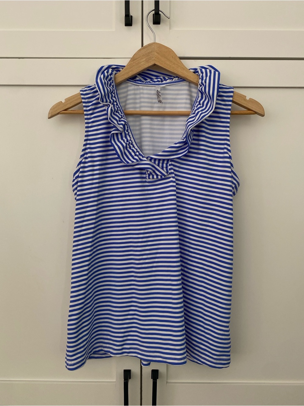 Lulu-B Blue & White Striped Sleeveless Performance Tank Coastal Nautical Size M